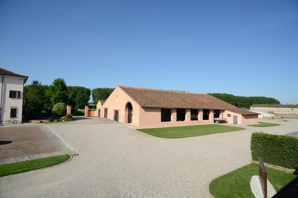 Agriturismo Corte Acconi Mantua Exterior foto